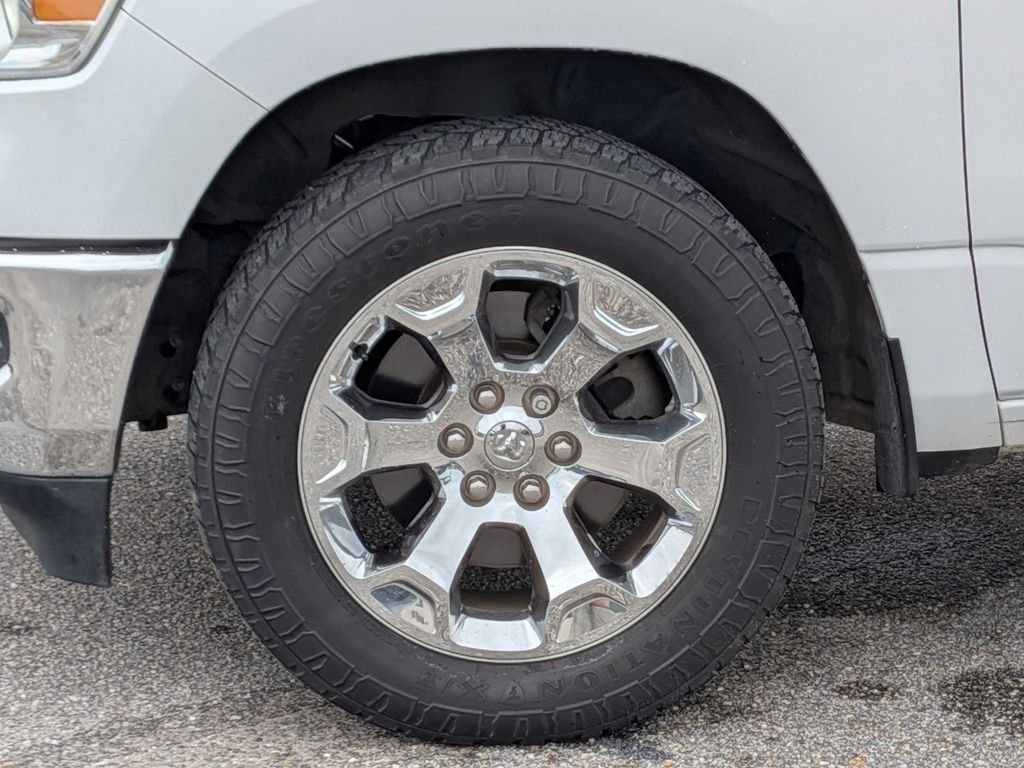 Used 2019 White Ram Big Horn/Lone Star image 11