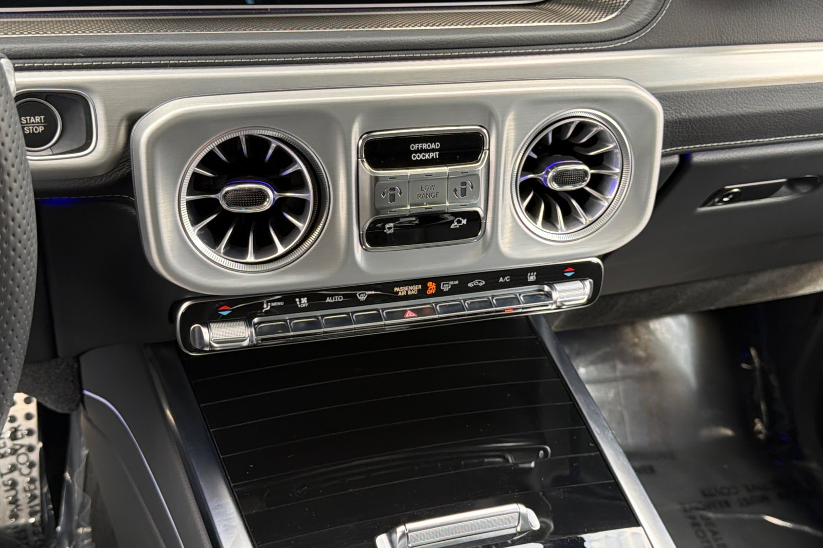Certified Used 2025 Black Mercedes-Benz G 580 image 22