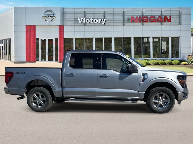 Used 2024 Silver Ford XLT image 2