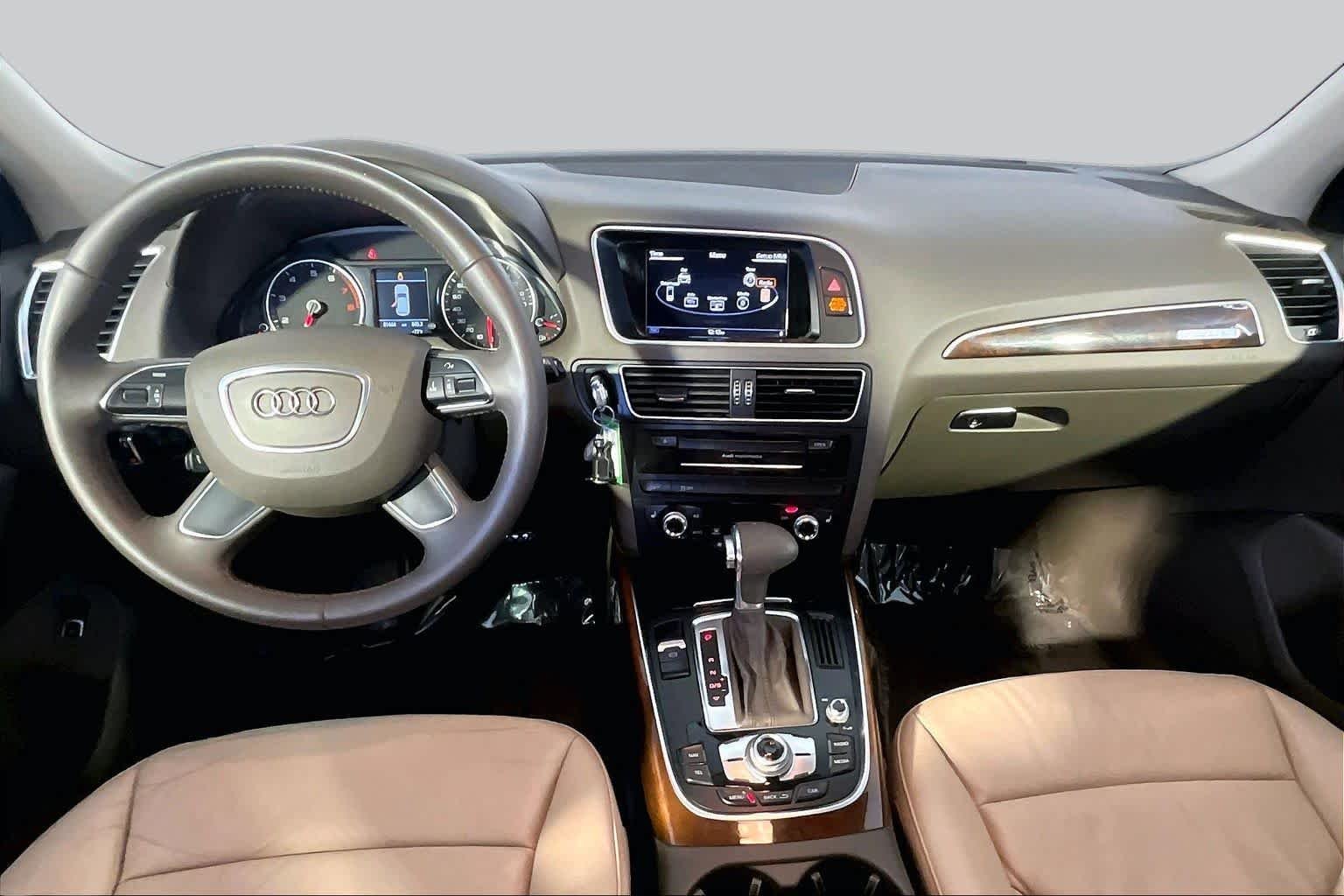 Used 2015 Ibis White Audi Premium image 16