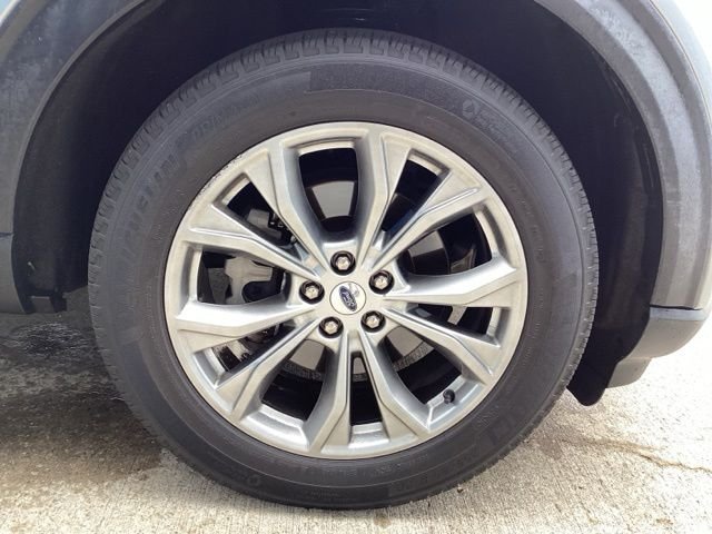 Certified Used 2023 Silver Ford XLT image 9