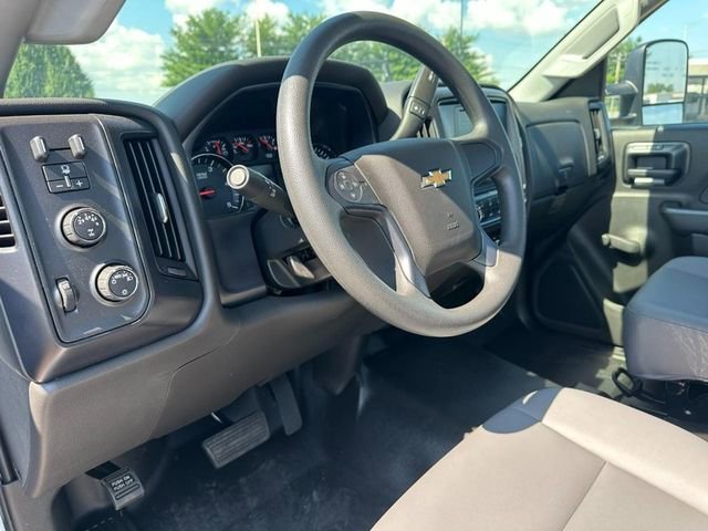 New 2024 Summit White Chevrolet Work Truck image 9
