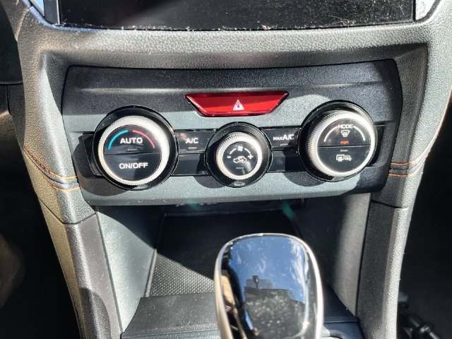 Used 2022  Subaru Premium image 18