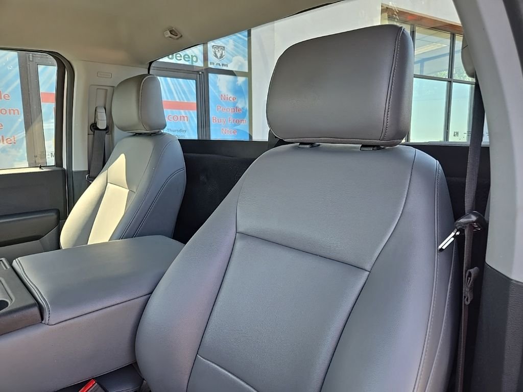 Used 2021 White Ford XL image 33