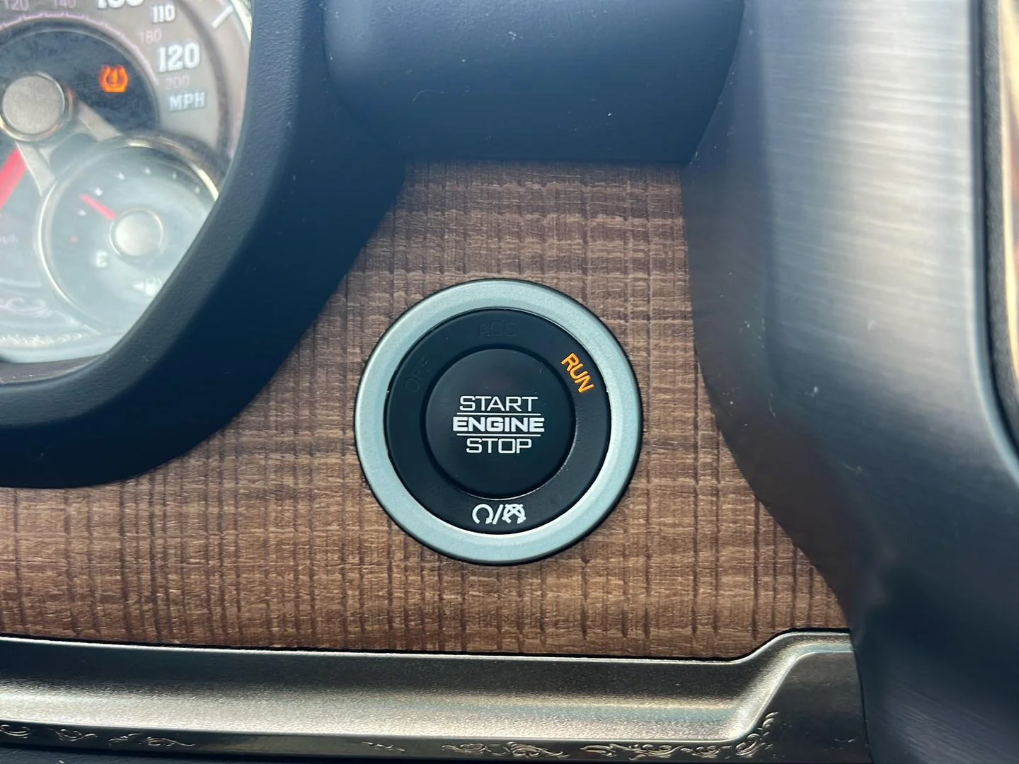 2019 RAM Ram 1500 Pickup Longhorn - Photo 22