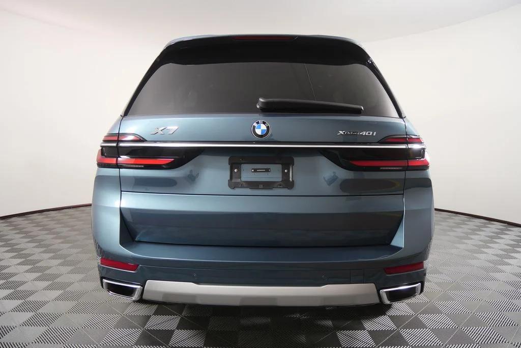 Certified Used 2025 Blue Ridge Mountain Metallic BMW xDrive40i image 4