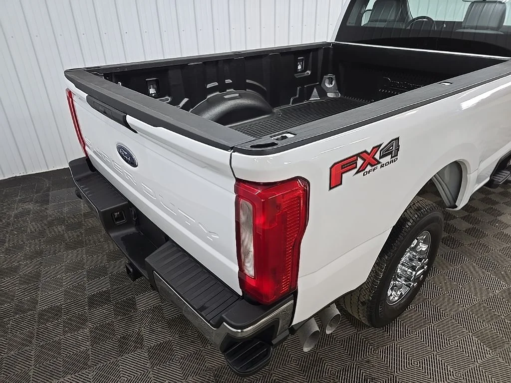 Used 2023 White Ford XL image 19