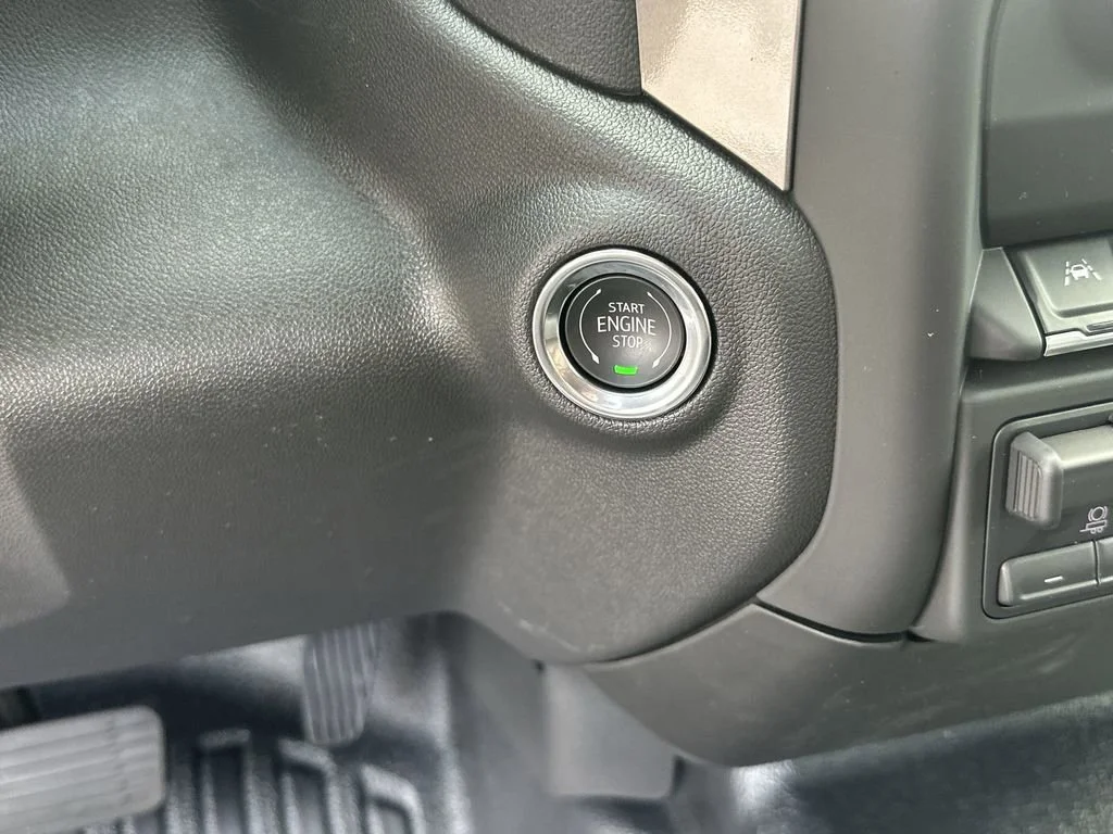 2025 GMC Sierra 1500 Pro - Photo 18