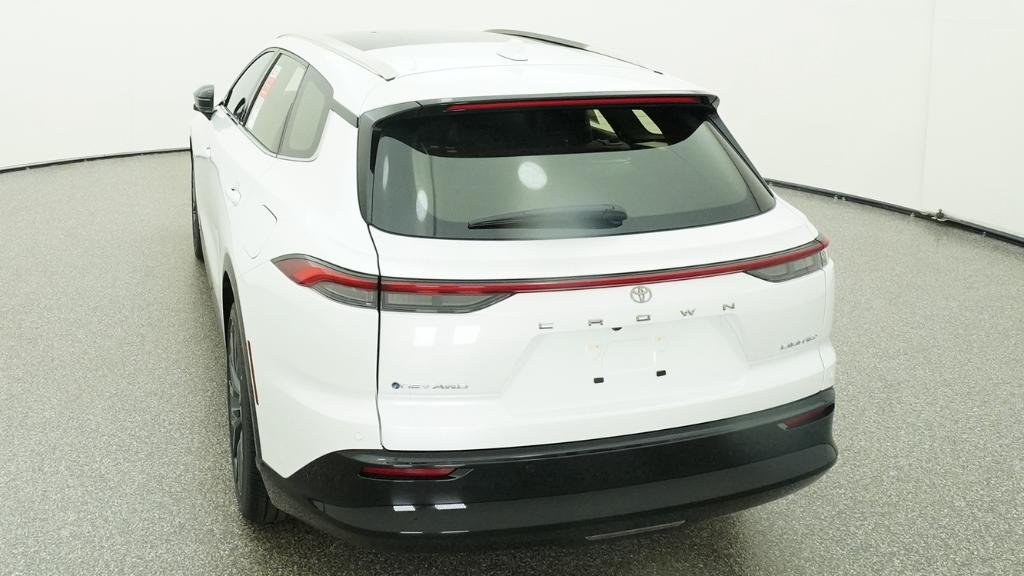New 2026 Oxygen White Toyota Limited image 15
