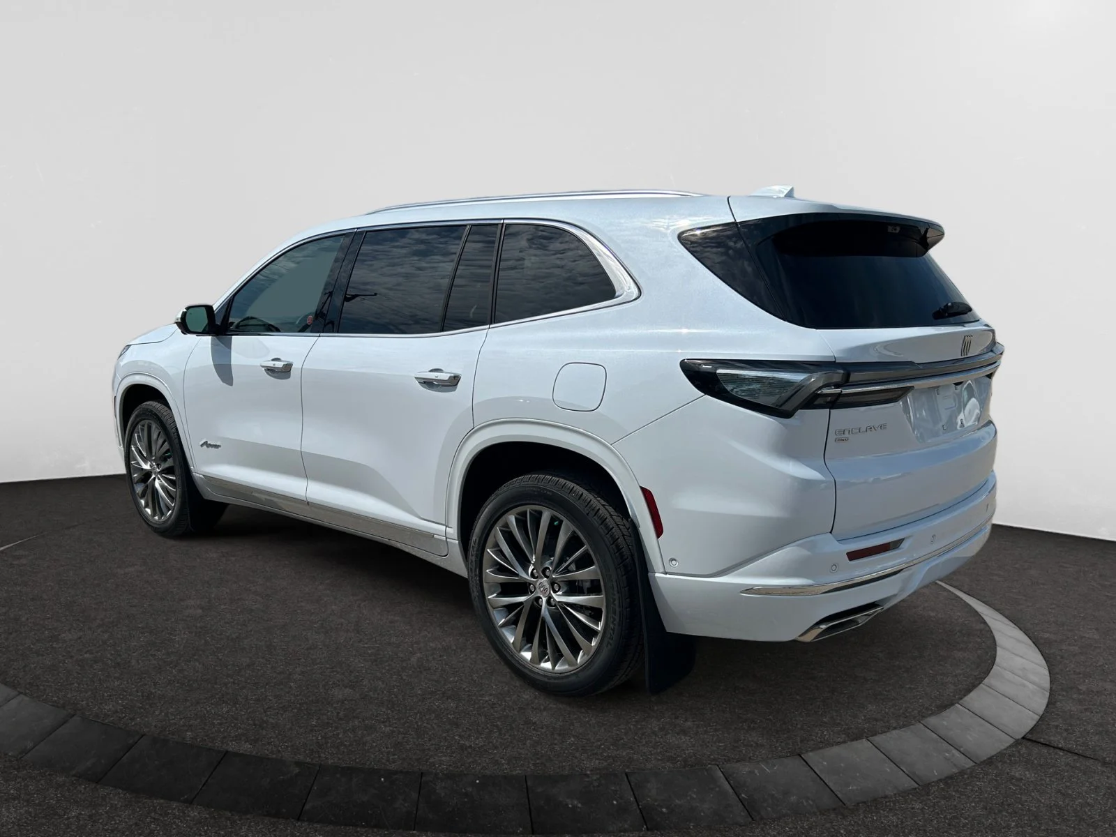 New 2026 Iridescent White Tricoat Buick Avenir AWD image 3