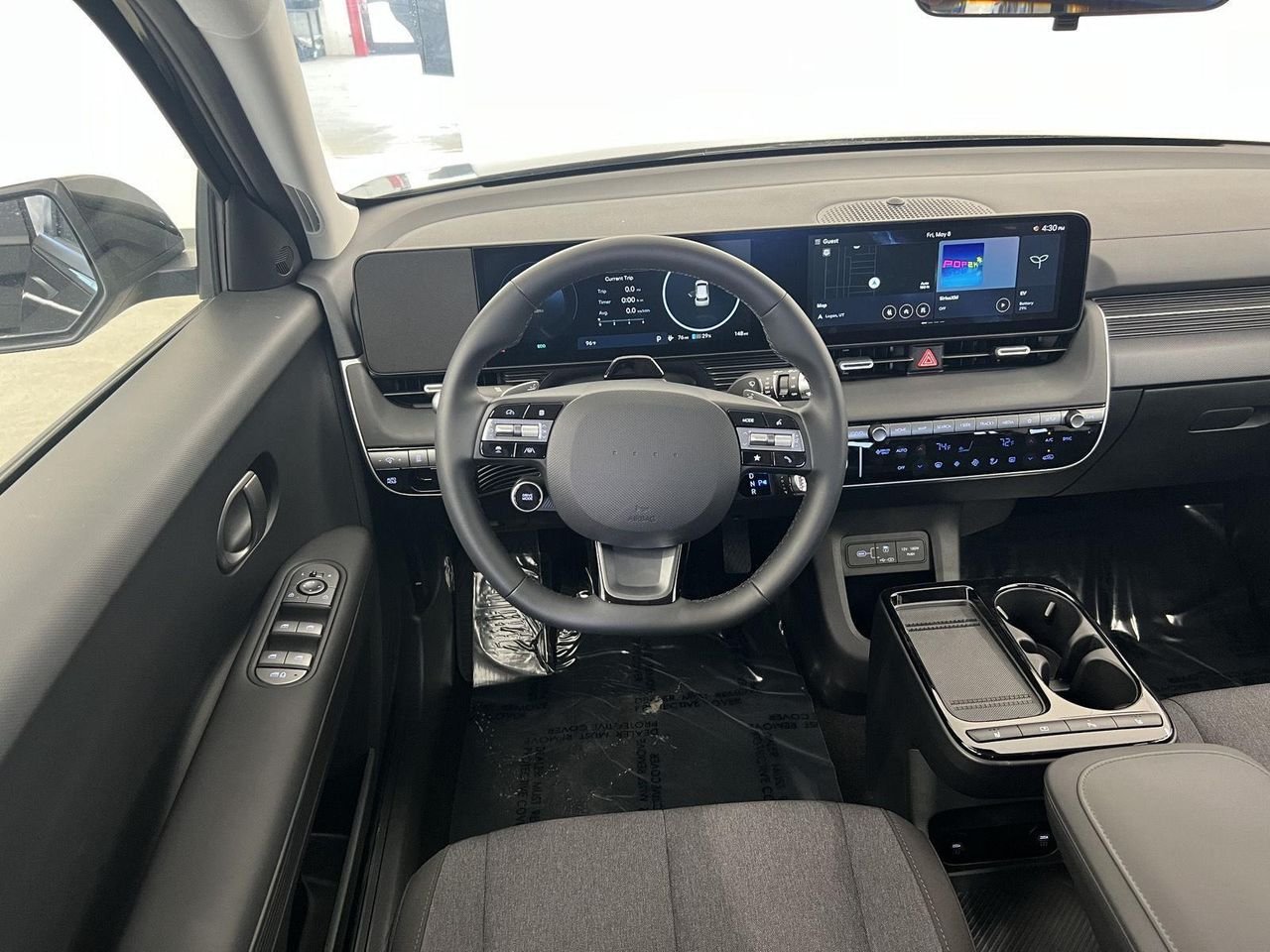 New 2026 Abyss Black Hyundai SE image 26
