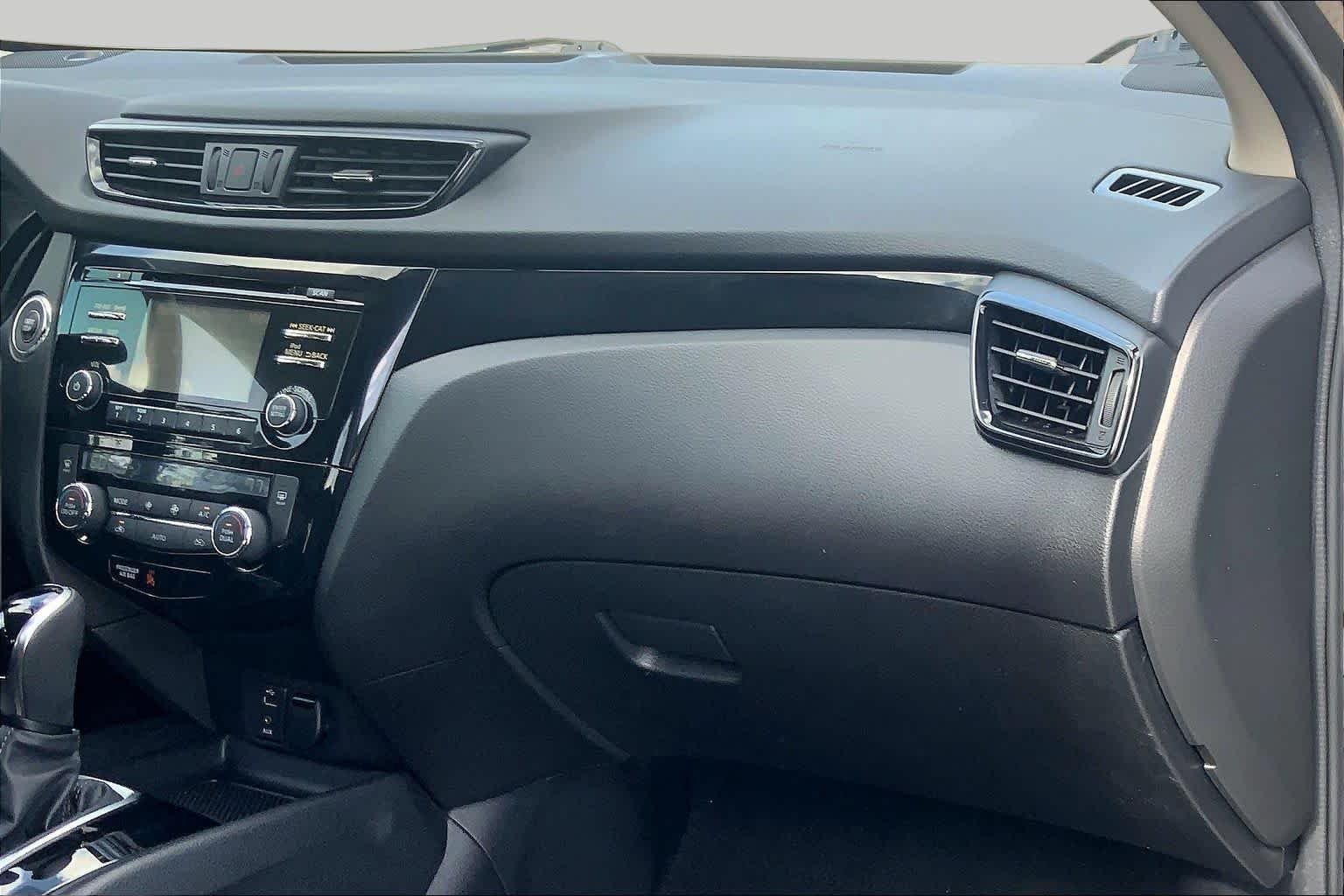Used 2017 Gun Metallic Nissan SV image 18