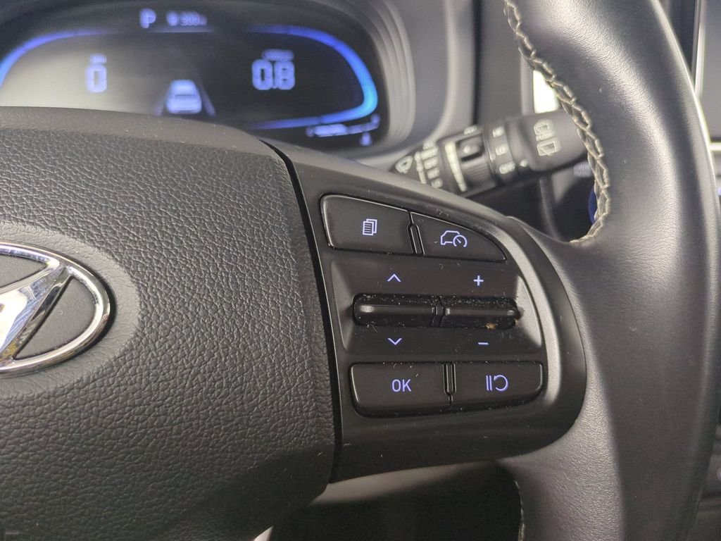 2025 Hyundai Venue SEL - Photo 41