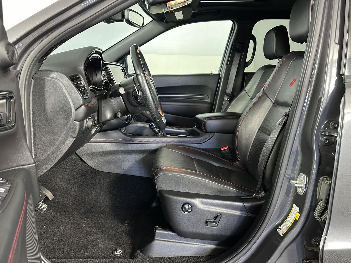 Used 2025 Vapour Grey Dodge R/T image 7
