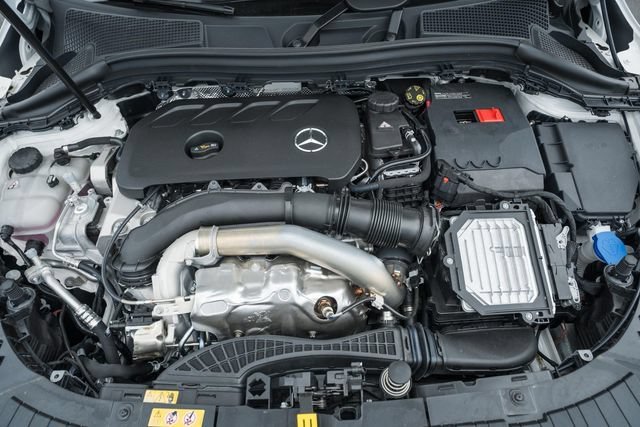 New 2026 Polar White Mercedes-Benz GLA 250 image 64