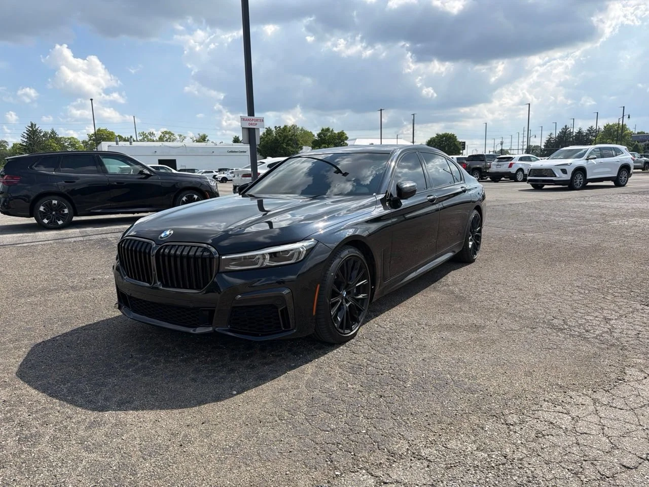 Used 2021 Black BMW xDrive image 3
