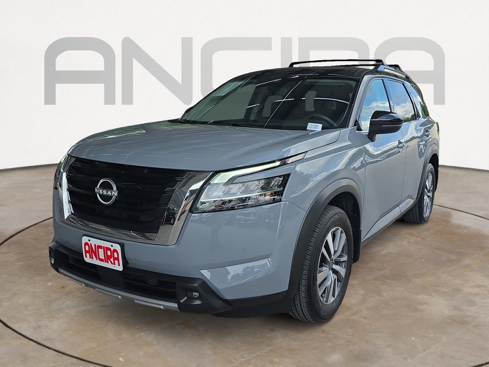 Used 2024 Solid Gray/Super Black Nissan SL image 4