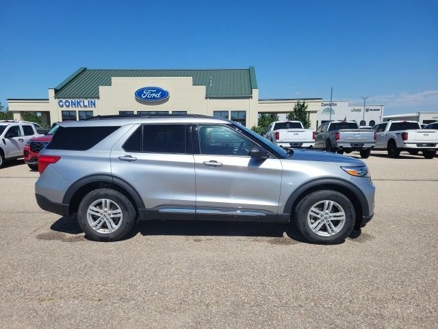 Used 2024 Silver Ford XLT image 21