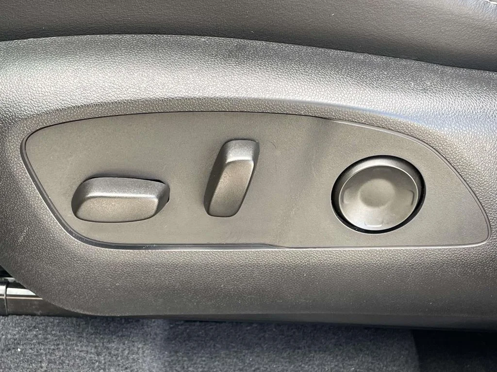 2025 Buick Enclave Preferred - Photo 8