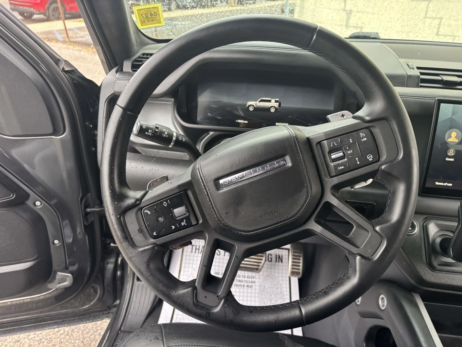 Used 2025 Gray Land Rover V8 image 30