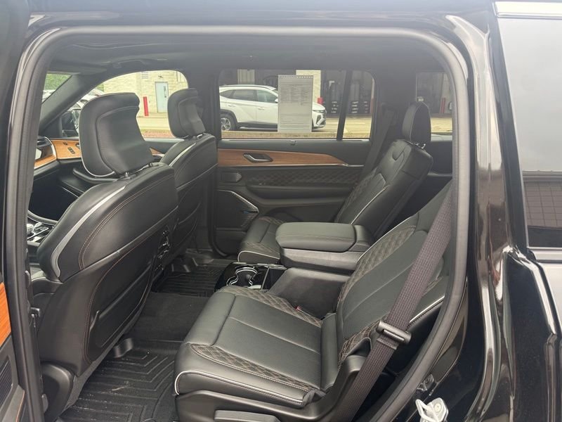 Used 2026 Black Jeep Summit image 7