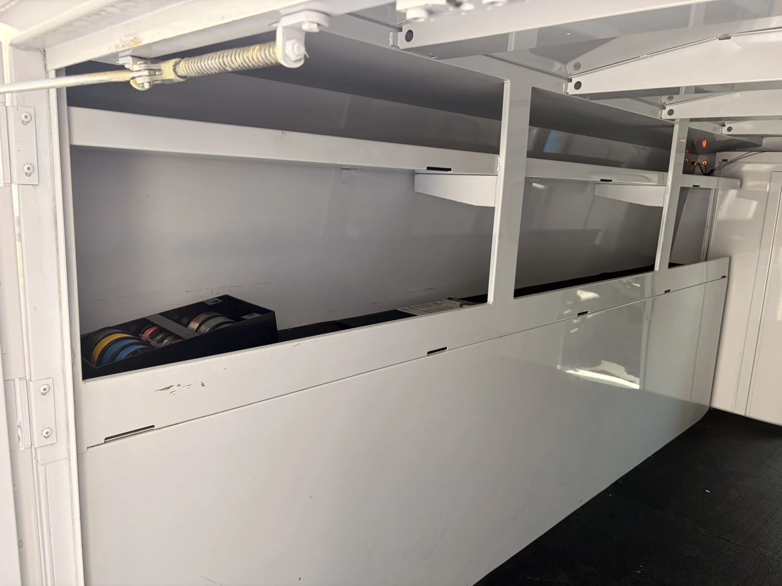 Used 2013 White Ford  image 12