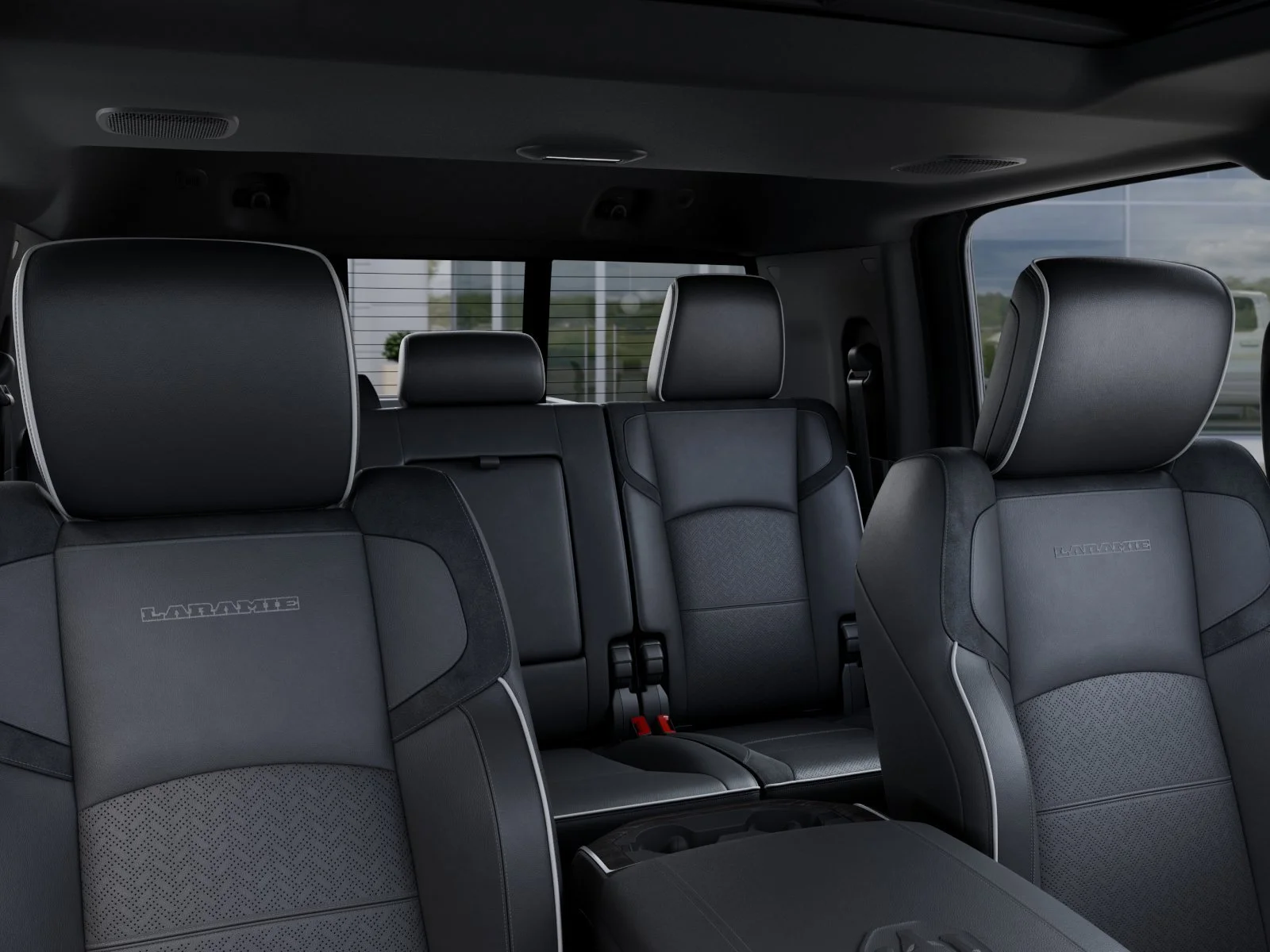 New 2026 Diamond Black Crystal Pearl-Coat Exterior Paint RAM Laramie image 26