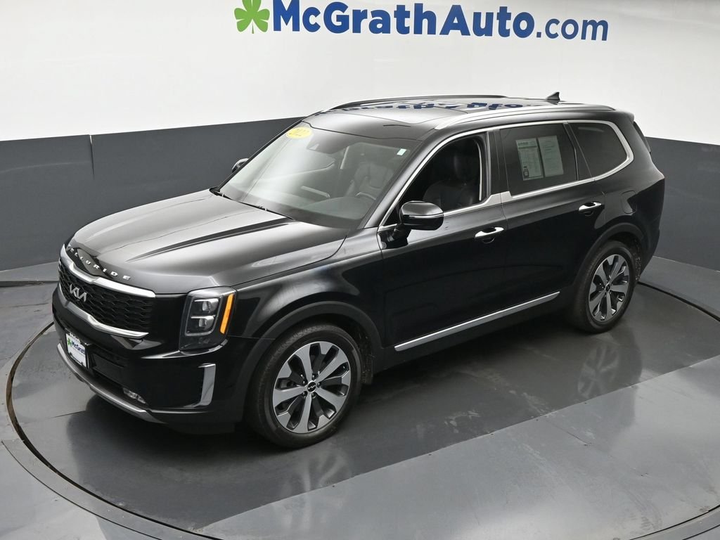 Used 2022 Black Kia SX image 24