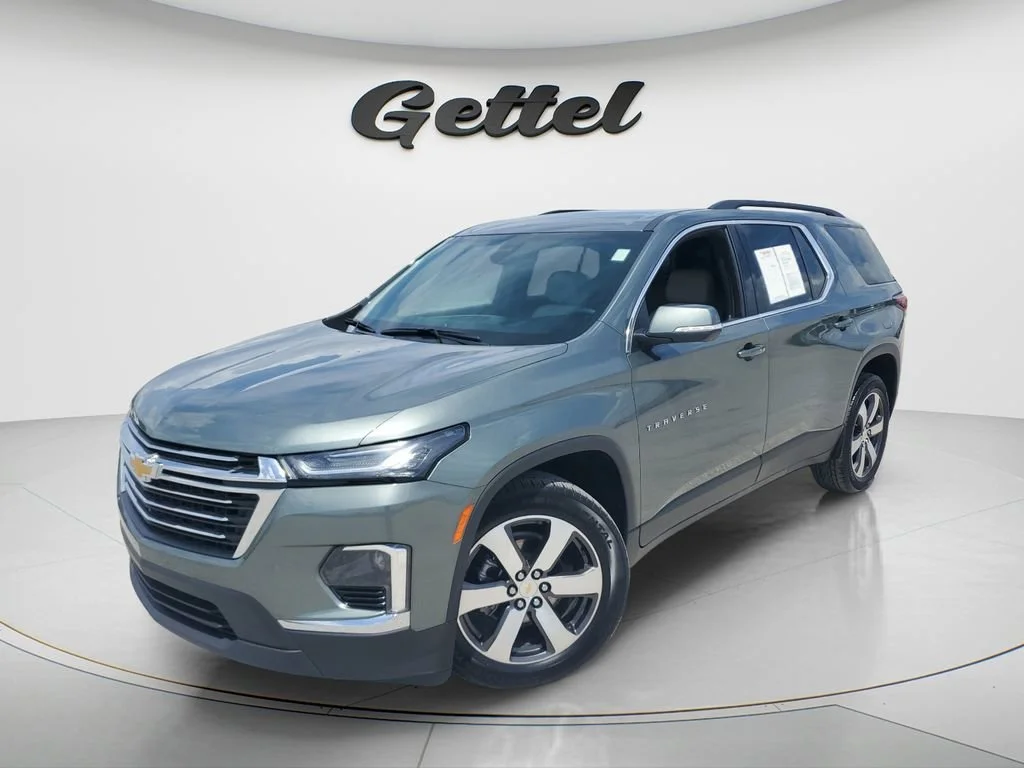 Used 2023 Silver Sage Metallic Chevrolet LT Leather image 2