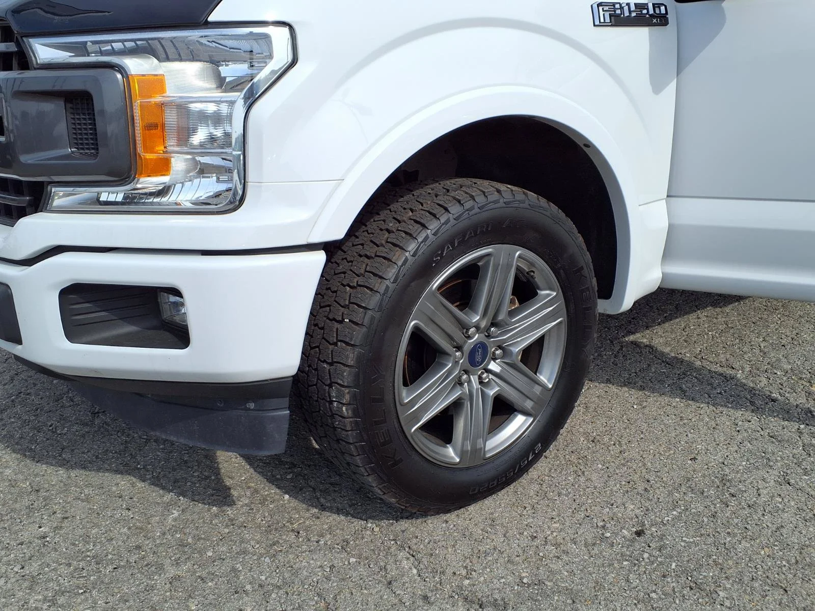 Used 2018 White Ford  image 18