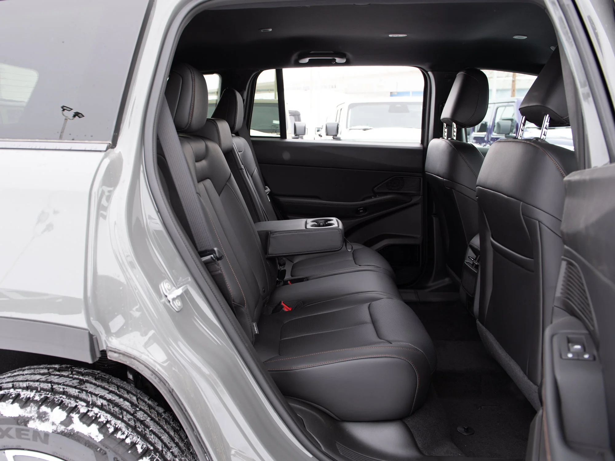 New 2026 Grey Jeep Limited * Hybrid image 23