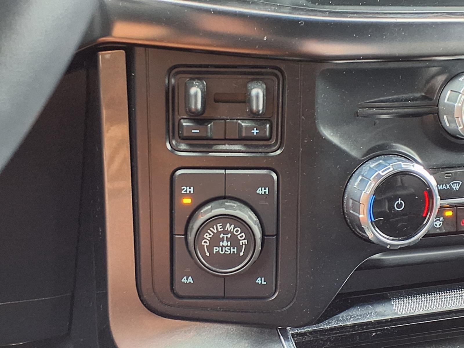 Used 2023 Silver Ford LARIAT image 6