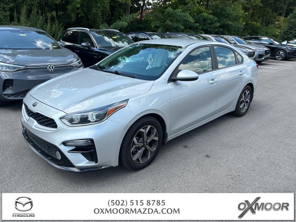 Used 2019 Silky Silver Kia LXS image 1
