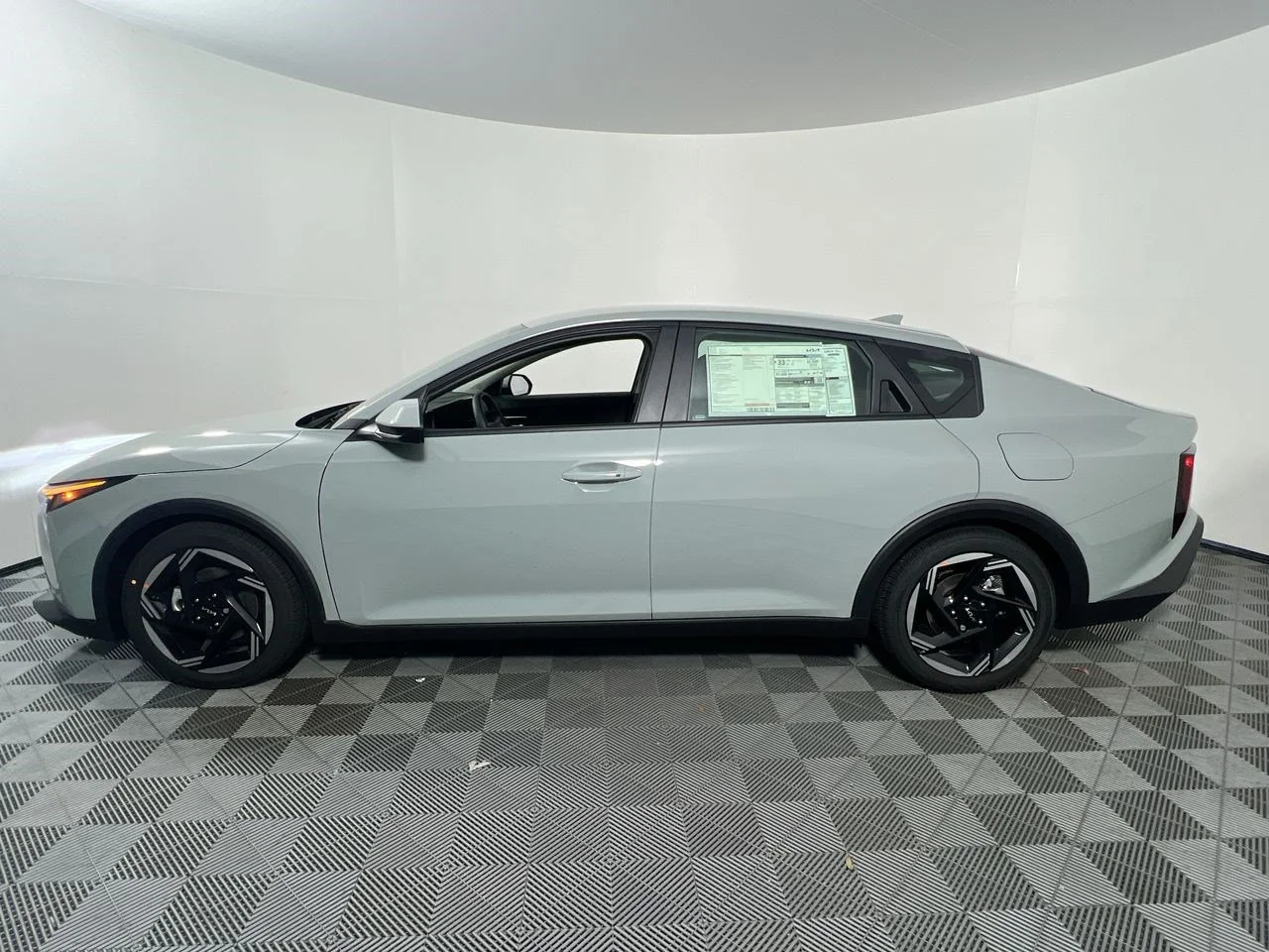 New 2026 Morning Haze Kia EX image 11