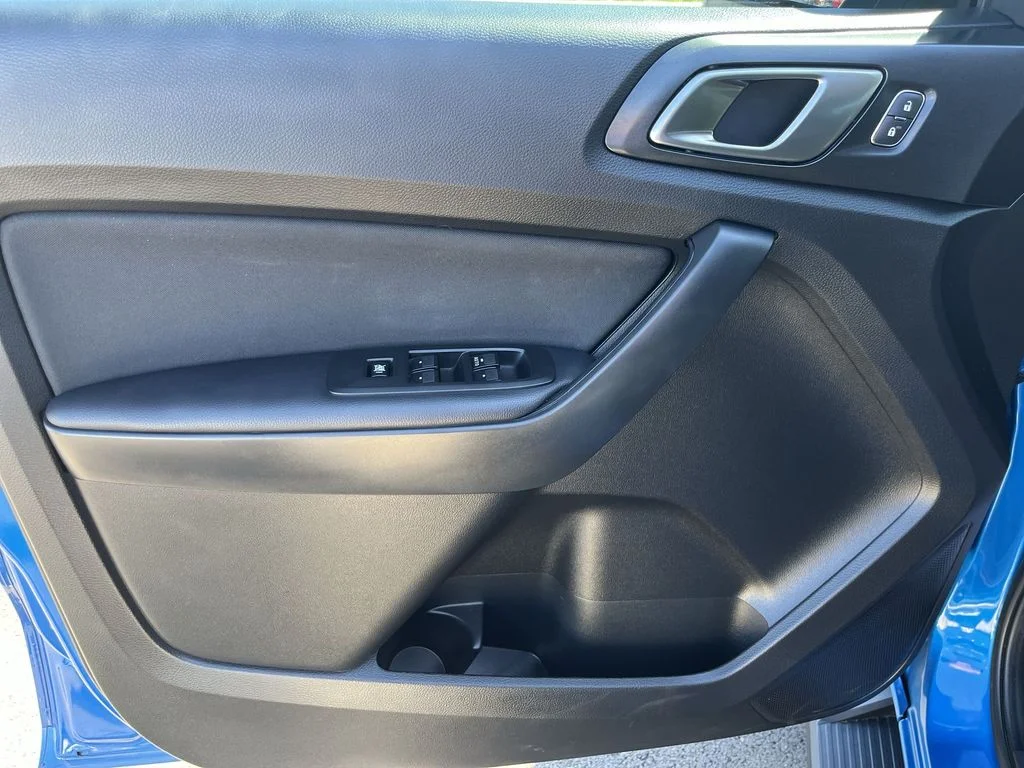 Used 2022 Blue Ford XLT image 13