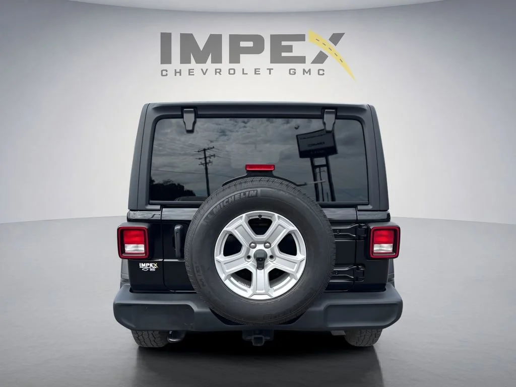 Used 2021 Black Jeep Unlimited Sport S image 4