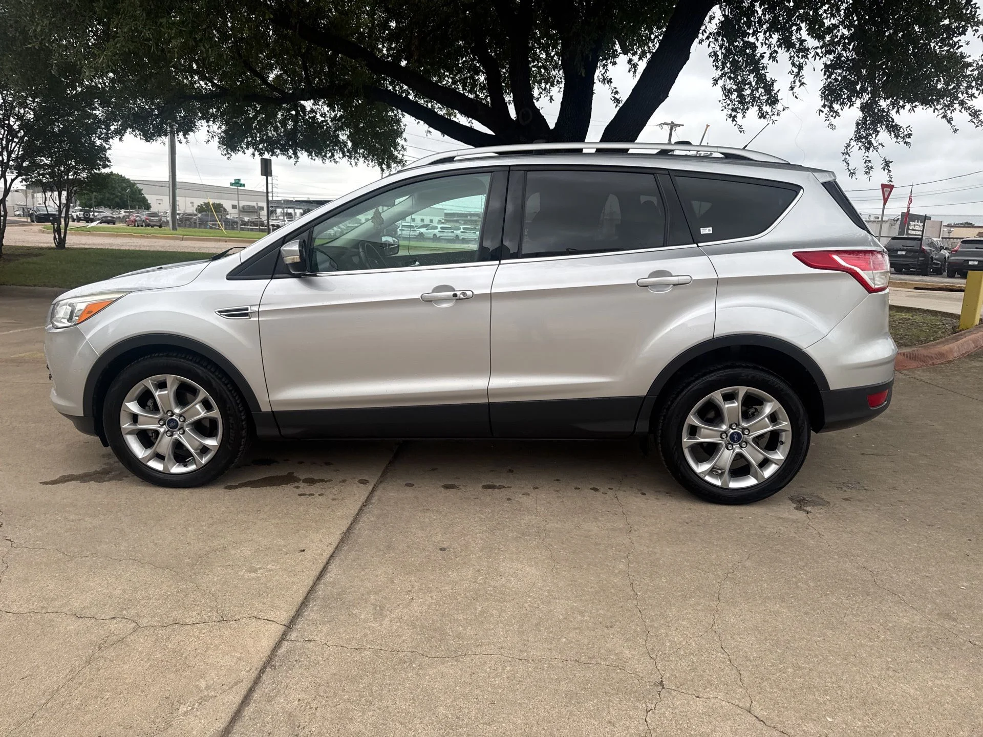 Used 2014 Silver Ford Titanium image 8