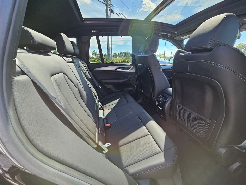 Certified Used 2023 Black Sapphire Metallic BMW xDrive30i image 18