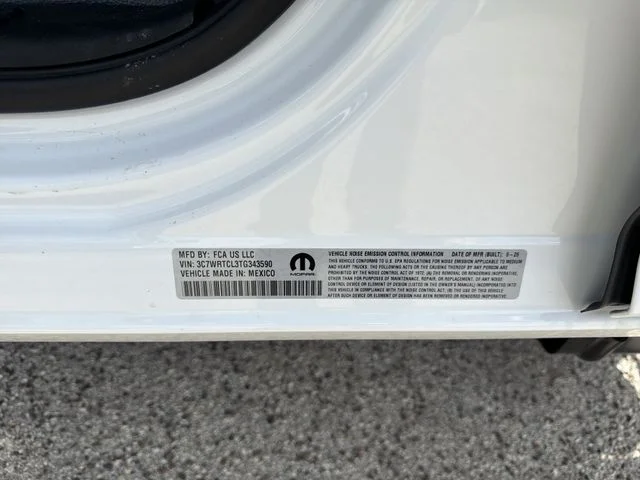New 2026 Bright White Clear-Coat Exterior Paint RAM Tradesman image 31