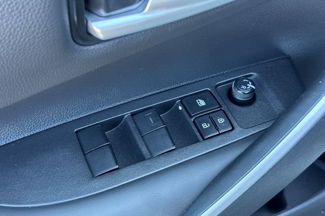2024 Toyota Corolla SE - Photo 13