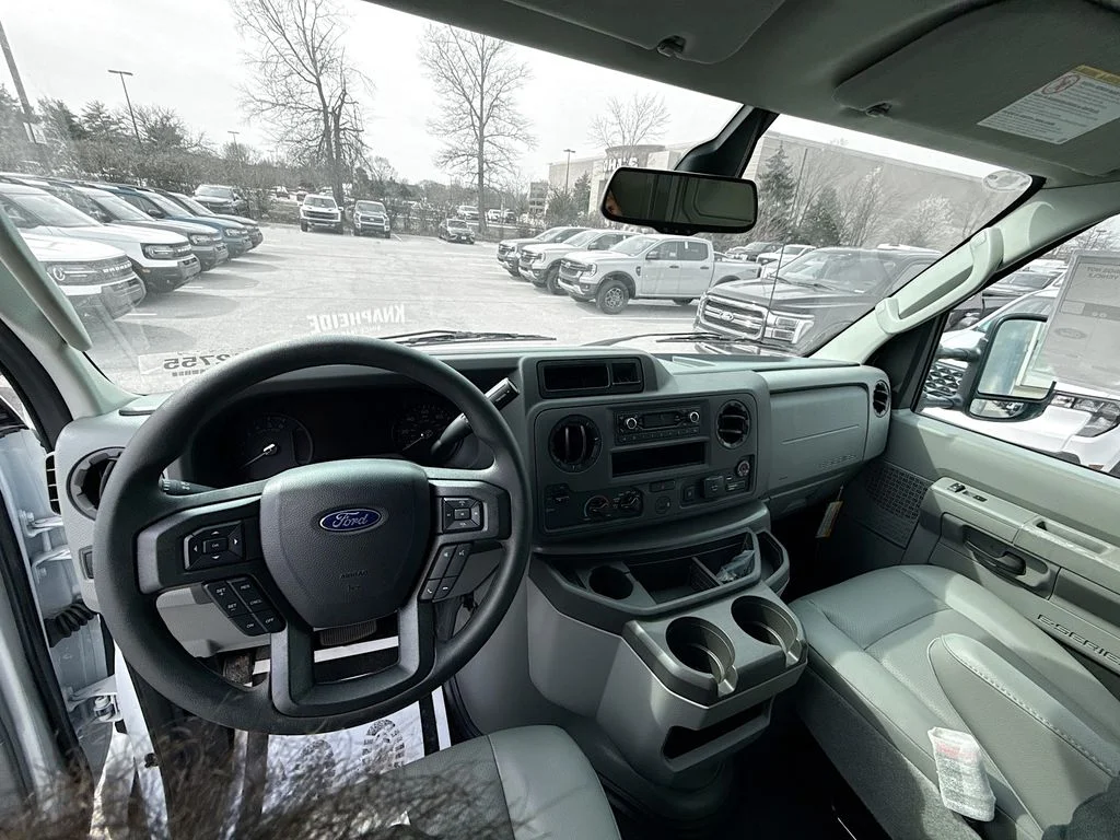 New 2026 Oxford White Ford E-450 DRW image 20