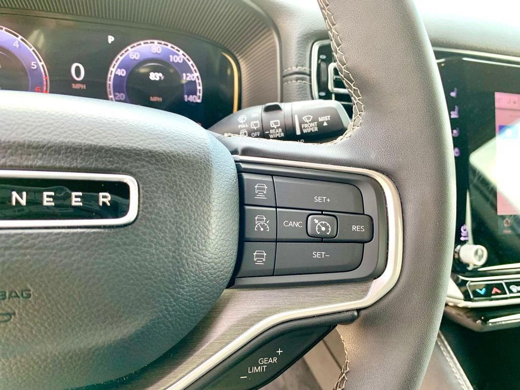 Used 2025 White Jeep Series II image 34