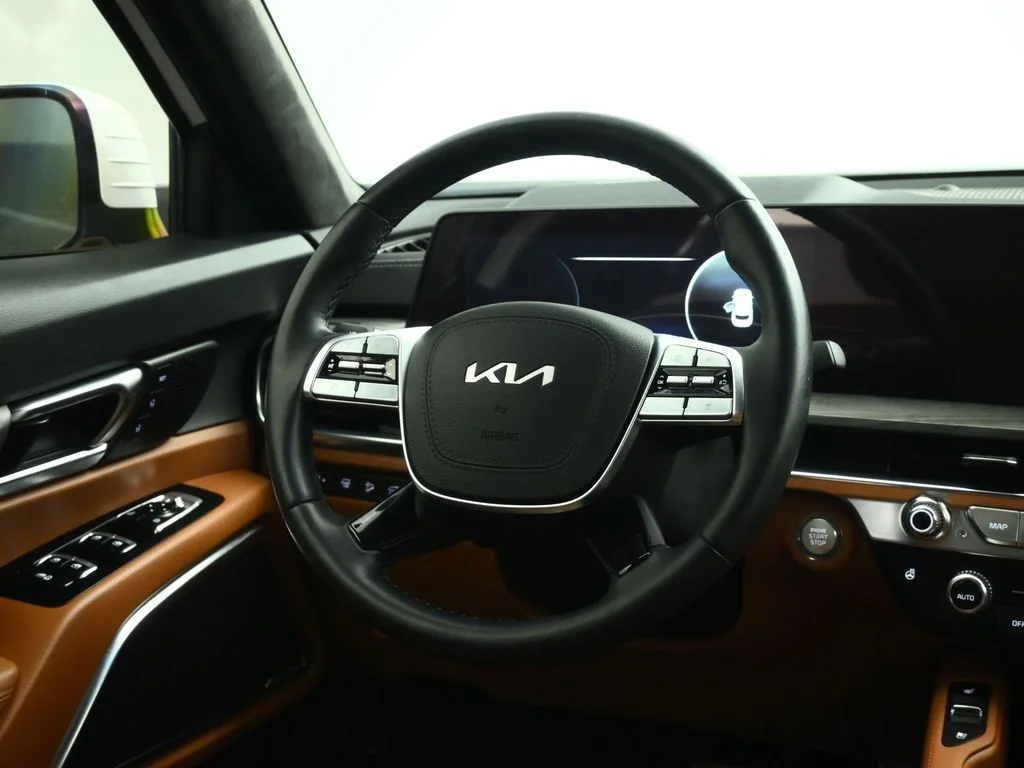 Certified Used 2024 White Kia SX-Prestige X-Line image 39