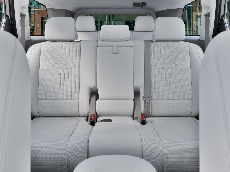 New 2026 Creamy White Pearl Hyundai SEL 8P image 12
