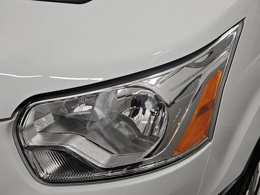 Used 2019 White Ford Base image 30