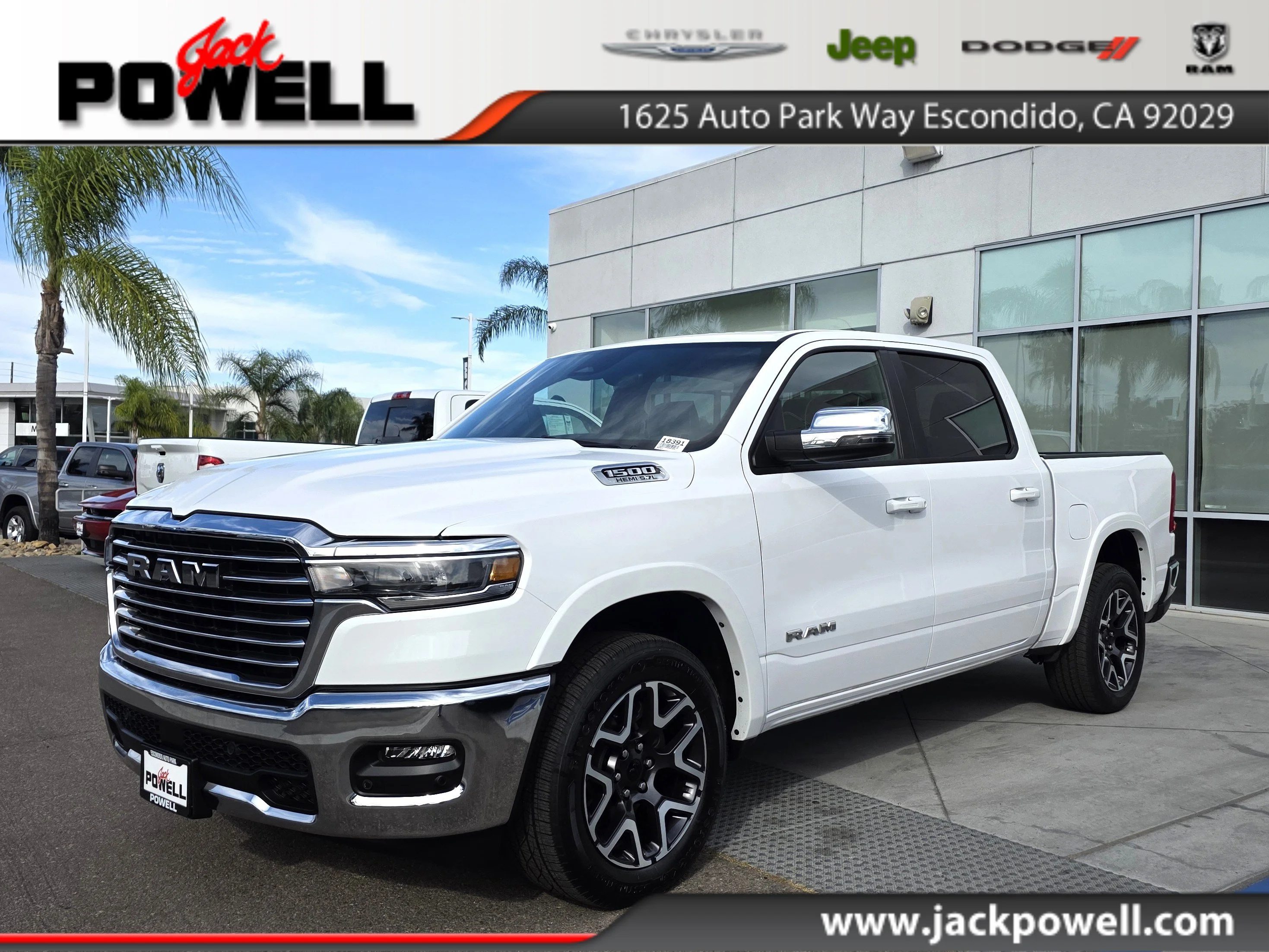 2025 RAM 1500 Laramie 4x4 Crew Cab 5'7's photo
