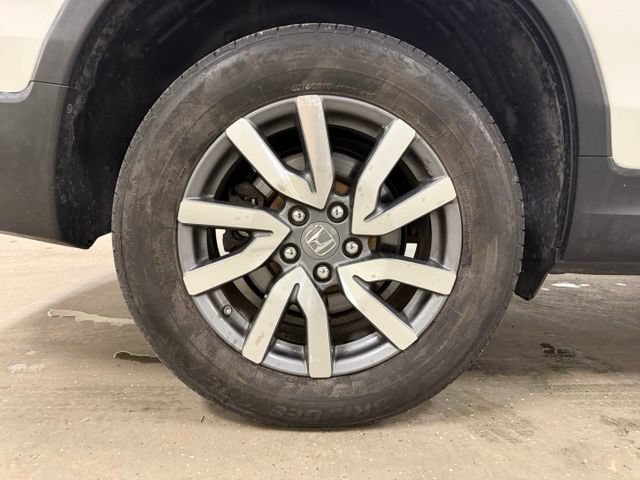 Used 2019 White Honda EX-L image 17