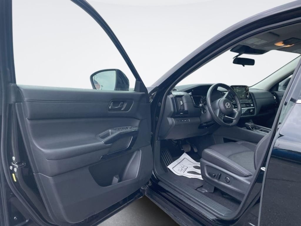Used 2025 Black Nissan SV image 15
