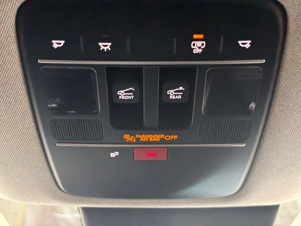 New 2027 Creamy White Pearl Hyundai Limited image 22