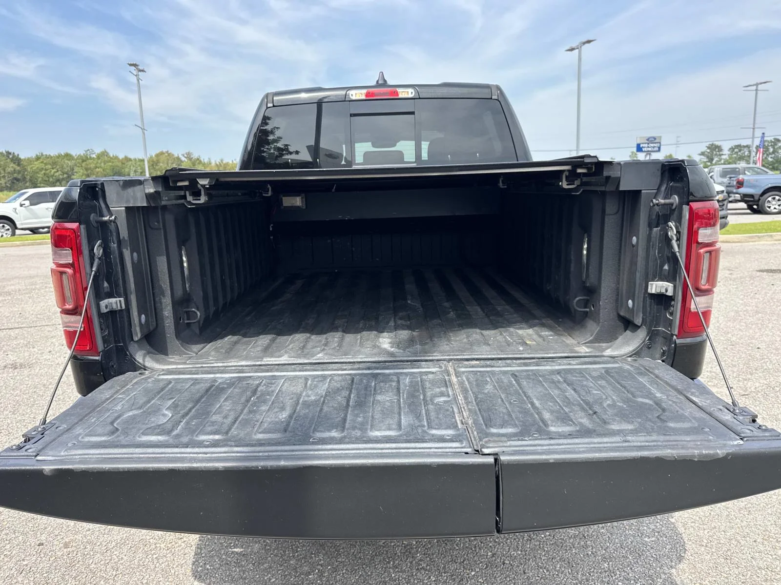 Certified Used 2020 Diamond Black Ram Limited image 8